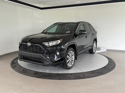 2021 Toyota RAV4 XLE + CAMERA + BLUETOOTH + TOIT + WOW!++