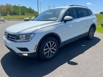 Volkswagen Tiguan COMFORTLINE + TOIT + CUIR + A/C + CARPLAY + WOW ++ 2021
