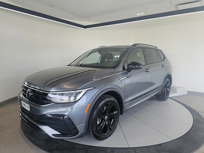 Volkswagen Tiguan Comfortline R-Line Black Edition +TOIT+ CUIR+ WOW! 2023