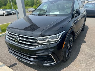 Volkswagen Tiguan Highline R-Line + TOIT + 7 PASSAGERS + CUIR + WOW! 2024