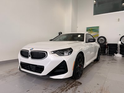 BMW 2 Series 230i xDrive 2025 Groupe De Luxe Essentiel