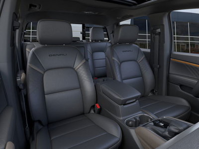 2025 GMC Canyon in Saint-Leonard, Quebec