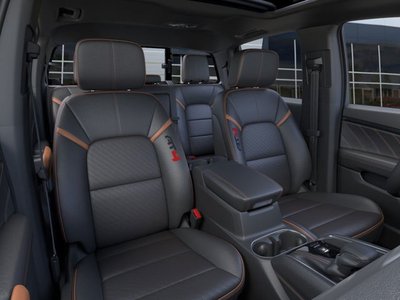 2025 GMC Canyon in Saint-Leonard, Quebec