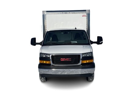 GMC Savana Cutaway 3500  2025 à Saint-Léonard, Québec