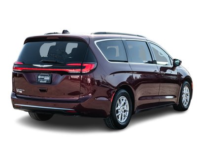 Chrysler Pacifica  2022 à Saint-Léonard, Québec
