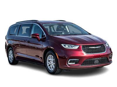 2022 Chrysler Pacifica in Saint-Leonard, Quebec