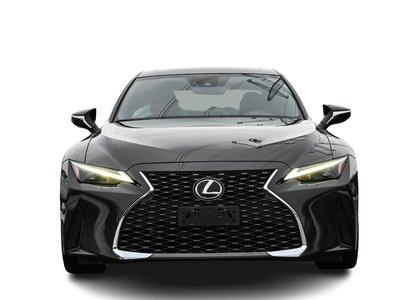 2021 Lexus IS in Saint-Leonard, Quebec