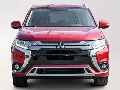 Mitsubishi OUTLANDER PHEV  2019 à Saint-Léonard, Québec