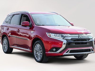 Mitsubishi OUTLANDER PHEV  2019 à Saint-Léonard, Québec