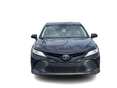 2018 Toyota Camry in Saint-Leonard, Quebec