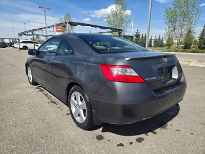 Honda Civic  2010 à Calgary, Alberta