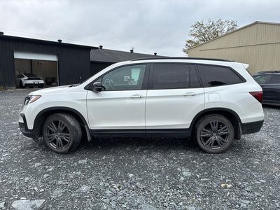 2022 Honda Pilot in Calgary, Alberta