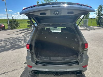 2021 Jeep Grand Cherokee 4X4 in Calgary, Alberta