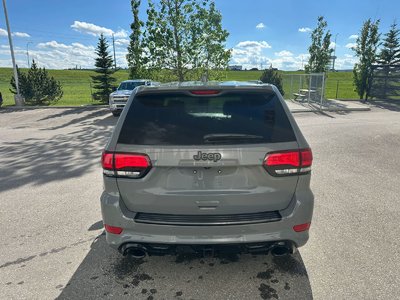 2021 Jeep Grand Cherokee 4X4 in Calgary, Alberta