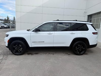 2022 Jeep Grand Cherokee in Calgary, Alberta