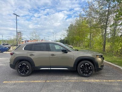 Mazda CX-50  2024 à Calgary, Alberta