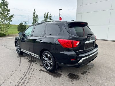 2017 Nissan Pathfinder in Calgary, Alberta