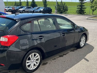 Subaru Impreza  2016 à Calgary, Alberta