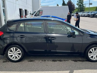 Subaru Impreza  2016 à Calgary, Alberta