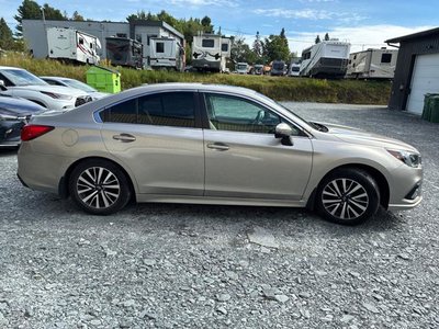Subaru Legacy  2018 à Calgary, Alberta