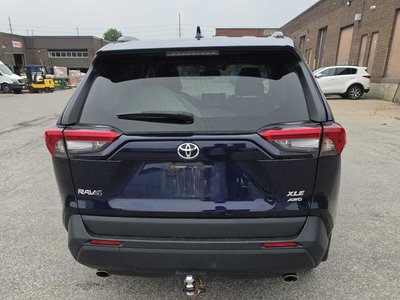 Toyota RAV4  2020 à Calgary, Alberta