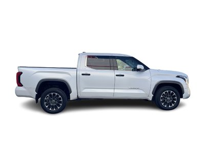 Toyota Tundra Hybrid  2023 à Calgary, Alberta