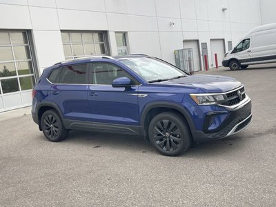 Volkswagen Taos  2023 à Calgary, Alberta
