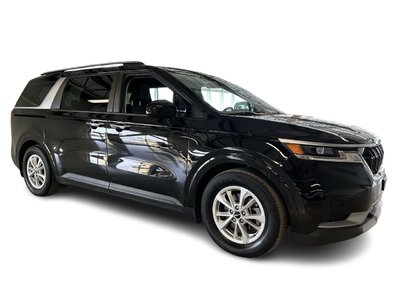 2023 Kia Carnival in Dorval, Quebec