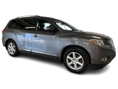 2016 Nissan Pathfinder in Dorval, Quebec