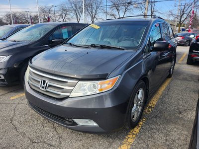 2013 Honda Odyssey Touring 2013 *LEATHER, 8 PLACES, PARKING SENSORS*