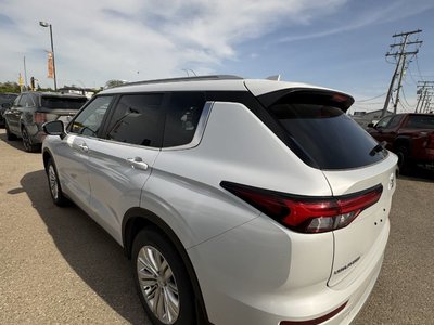 2024 Mitsubishi Outlander in Regina, Saskatchewan