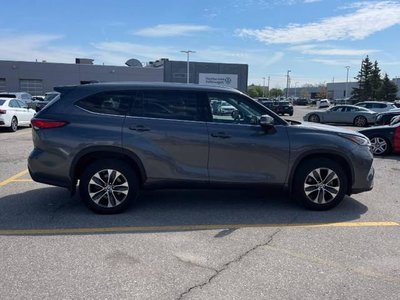 2020 Toyota Highlander in Regina, Saskatchewan