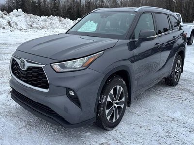 2022 Toyota Highlander in Regina, Saskatchewan