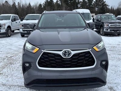 2022 Toyota Highlander in Regina, Saskatchewan