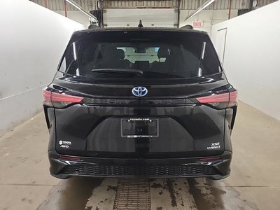 2022 Toyota Sienna Hybrid in Regina, Saskatchewan