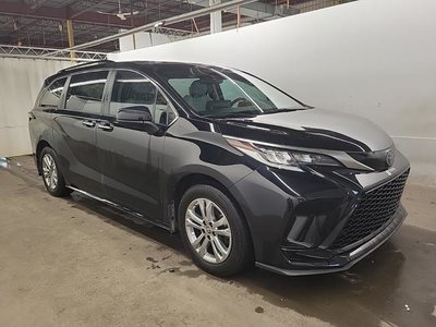 2022 Toyota Sienna Hybrid in Regina, Saskatchewan