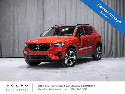 Volvo XC40  2023