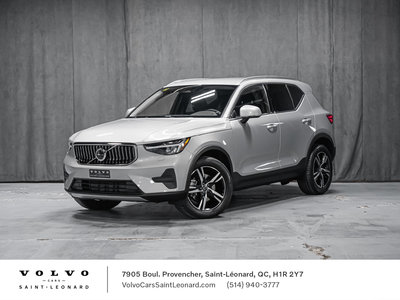 Volvo XC40  2024