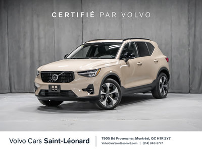 Volvo XC40  2025
