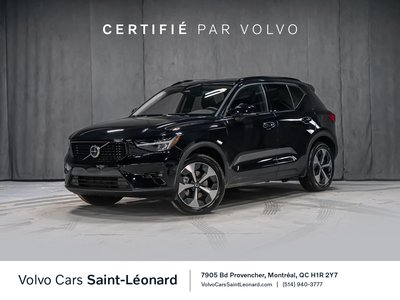 Volvo XC40  2025