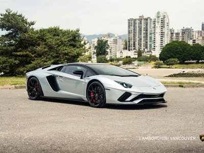 Lamborghini Aventador  2018 à Vancouver, Colombie-Britannique