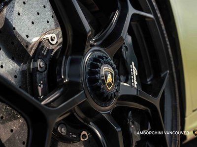 2023 Lamborghini Huracàn in Vancouver, British Columbia