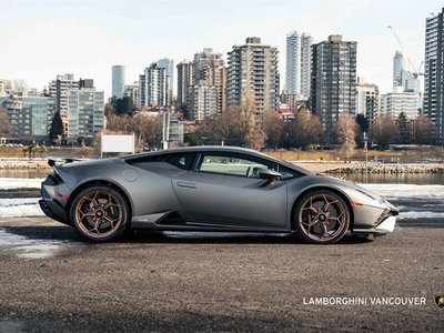 2023 Lamborghini Huracàn in Vancouver, British Columbia