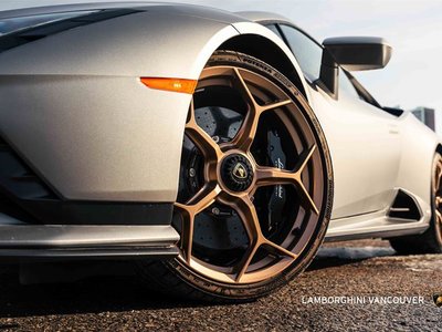 2023 Lamborghini Huracàn in Vancouver, British Columbia