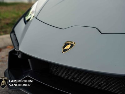 2023 Lamborghini Huracan in Vancouver, British Columbia
