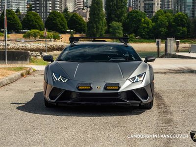 Lamborghini Huracàn  2024 à Vancouver, Colombie-Britannique