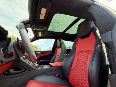 2021 Lamborghini Urus in Vancouver, British Columbia