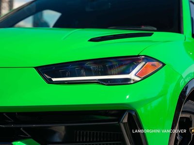 2023 Lamborghini Urus in Vancouver, British Columbia