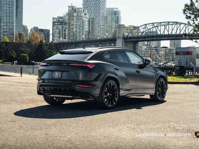 2023 Lamborghini Urus in Vancouver, British Columbia