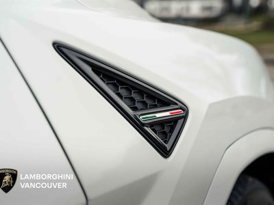 Lamborghini Urus  2023 à Vancouver, Colombie-Britannique